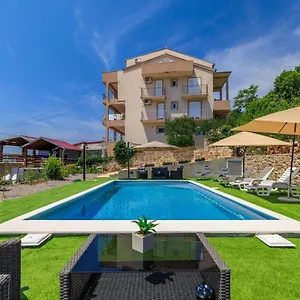 apartments-san-dramalj-crikvenica.primorje-gorskikotar.com/