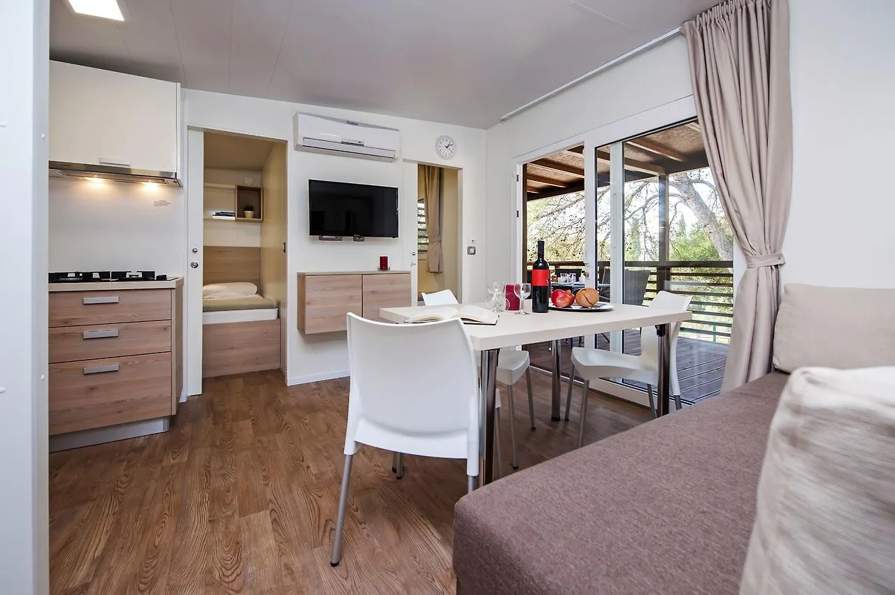 Parco vacanze Campsite Porton Biondi Mobile Homes Mediteran Rovigno