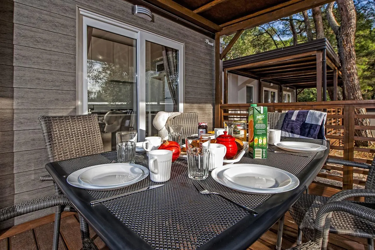 Campsite Porton Biondi Mobile Homes Mediteran Rovigno Croazia